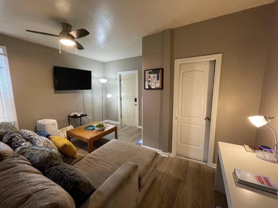 Red Line Guest House Apartment Corporate Housing Chicago Buitenkant foto